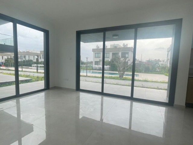 Girne Alsancak'ta 2+1 Satılık Daire - Fotoğraf 3