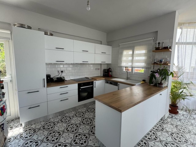 Girne Alsancak'ta 3+1 Satılık Villa! - Fotoğraf 3