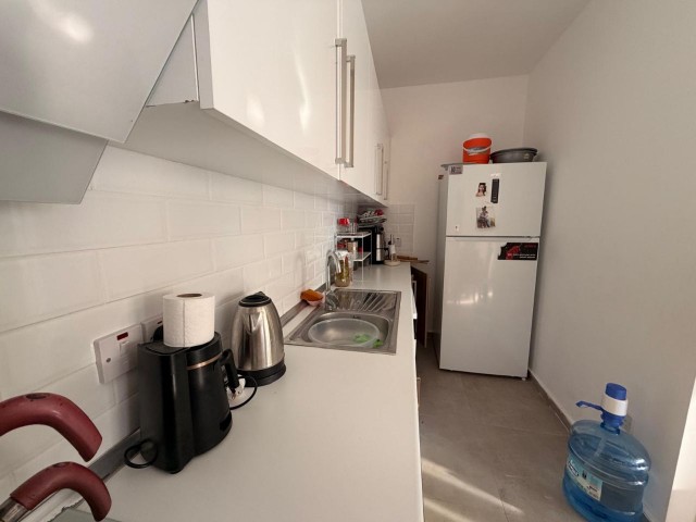 LEFKOŞA KÜÇÜKKAYMAKLIDA SATILIK 2+1 EŞYALI DAİRE