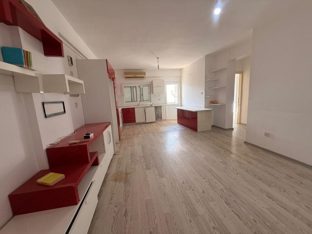 LEFKOŞA HASPOLATTA 2+1 SATILIK DAİRE