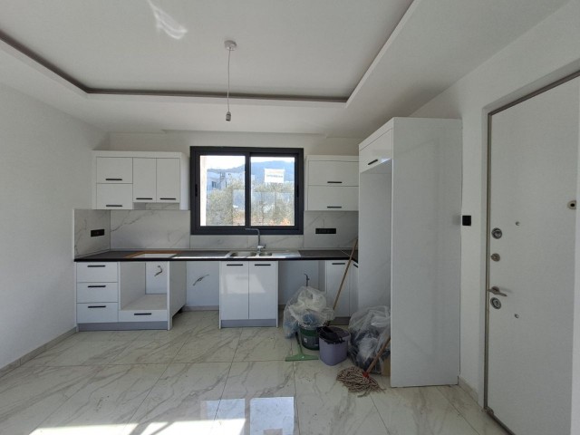 Girne Alsancak'ta Modern 2+1 Daire - Satılık! - Fotoğraf 3