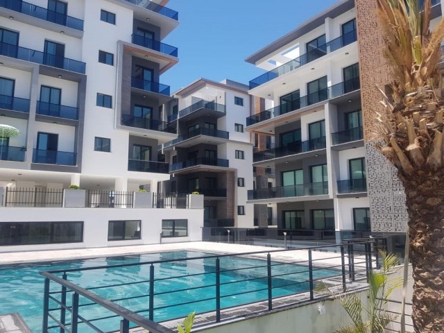 Havuzlu Sitede -girne Merkez Satılık 1+1 Daire Full Eşyalı Daireler - Ofis İzinlidir - Fotoğraf 1