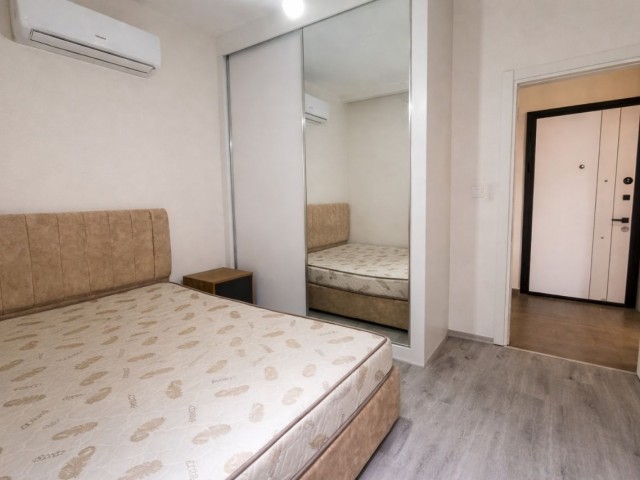 Havuzlu Sitede -girne Merkez Satılık 1+1 Daire Full Eşyalı Daireler - Ofis İzinlidir - Fotoğraf 2