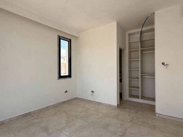HASAN UZUN PETROL ARKASI PROJEDEN SATILIK ÖZEL HAVUZLU 3+1 VİLLA - ALSANCAK MEVKİİ