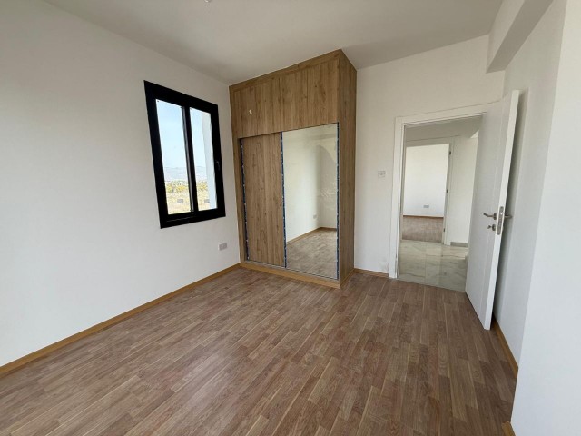 Taşkınköy'de Yeni Bitmiş 2+1 Çok Geniş Teraslı Satılık Penthouse - Fotoğraf 3