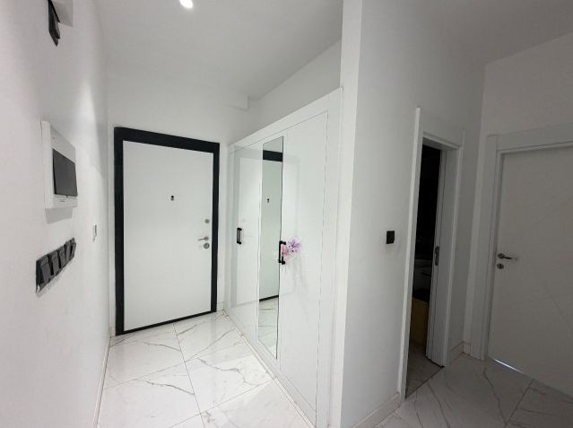 Girne Alsancak'ta 2+1 Ful Eşyalı Daire - Bahçe ve Otopark Seçenekleri ile Satılık - Fotoğraf 4