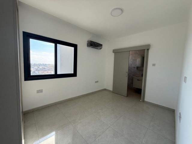 Küçük Kaymaklı’da 235 m² Lüks Penthouse | Geniş Teras & Barbekü | En-Suite | Asansörlü - Fotoğraf 4