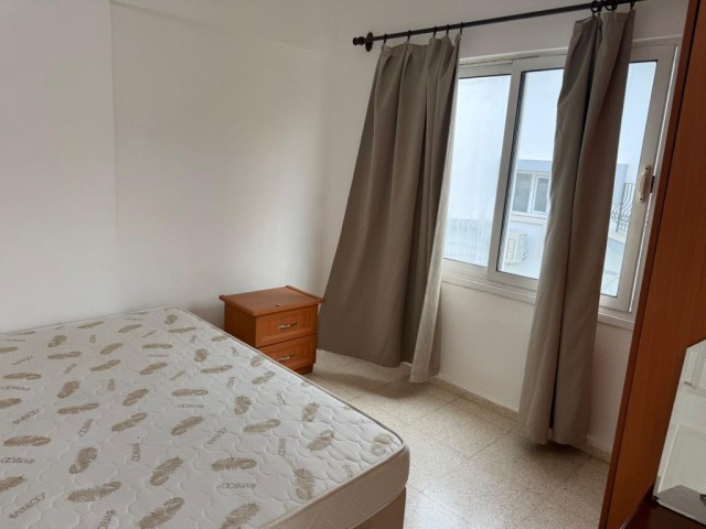 Girne Merkez’de Geniş Teraslı & Balkonlu Satılık 1+1 Daire | 85.000 STG - Fotoğraf 3
