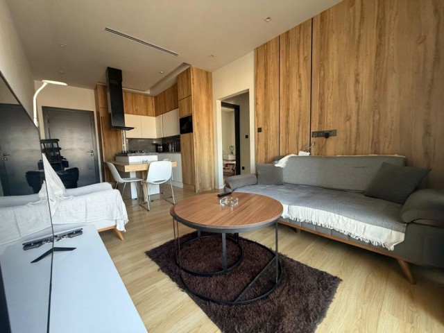 Küçük Kaymaklı’da Ticari İzinli, Eşyalı 2+1 Satılık Daire | 80 m² | 116.000 STG