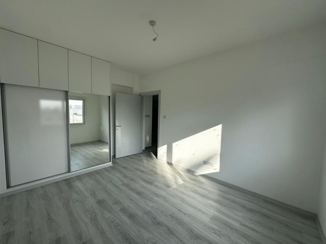 Küçük Kaymaklı Okullar Yolunda 3 Yatak Odalı GenişTeraslı Penthouse - Fotoğraf 1