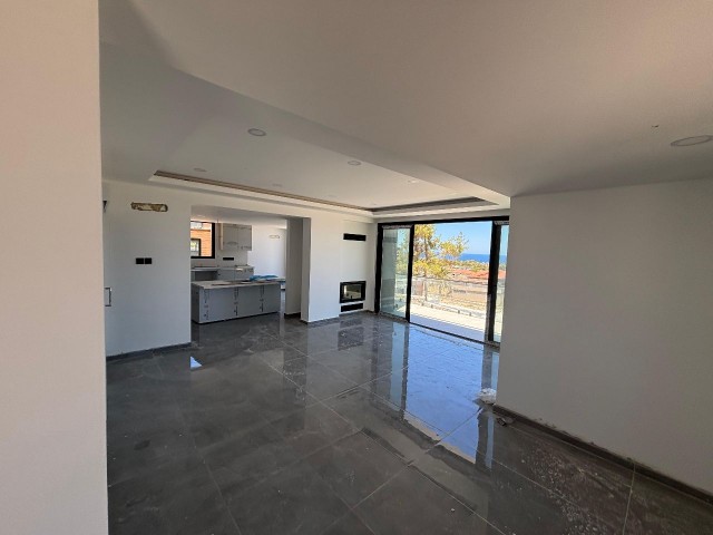 Girne Çatalköy'de Satılık 4+2 Triplex Villalar - Fotoğraf 4