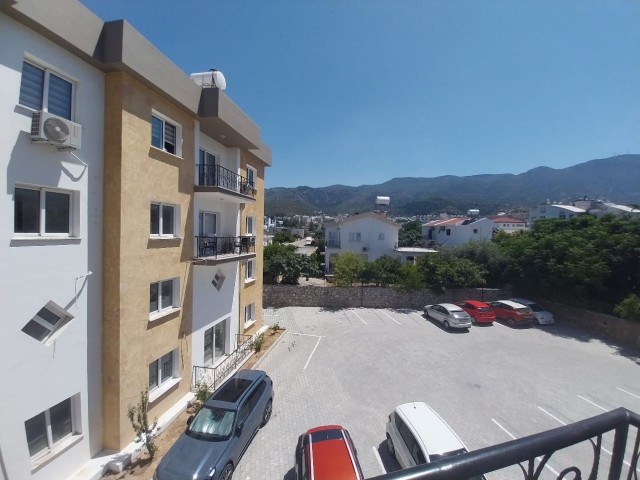 GIRNE ALSANCAKTA SATILIK 1+1 YENI SIFR ESYALI DAIRE