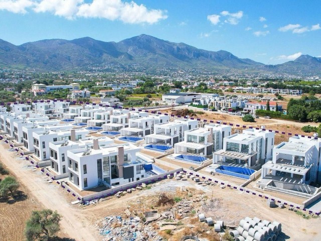 Girne Çatalköy Bölgesinde 3+2 - 5+2 Özel Havuzlu Satılık Hazır Villalar - Fotoğraf 2