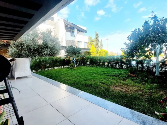 Alsancak’ın En Keyifli Sitesinde, Geniş, Full Eşyalı ve Kullanışlı  Satılık Dubleks