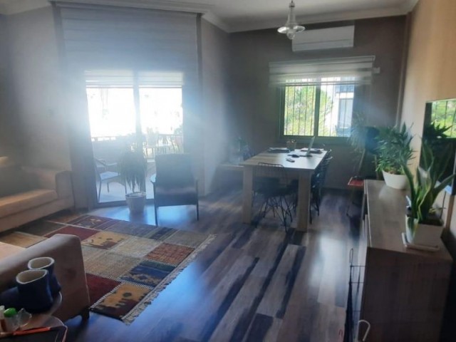 Girne merkezinde satılık 3+1 daire - Fotoğraf 3