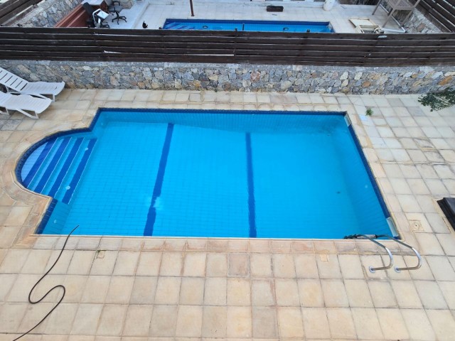 Girne, Karşıyaka!! Satilik Özel havuzlu lüks 3+1 villa - Fotoğraf 1