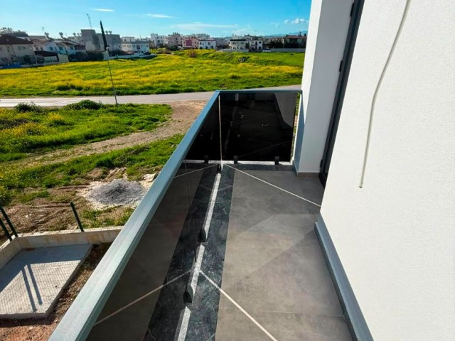Lefkosa, Alakoy'de satilik 3+1 penthouse daire