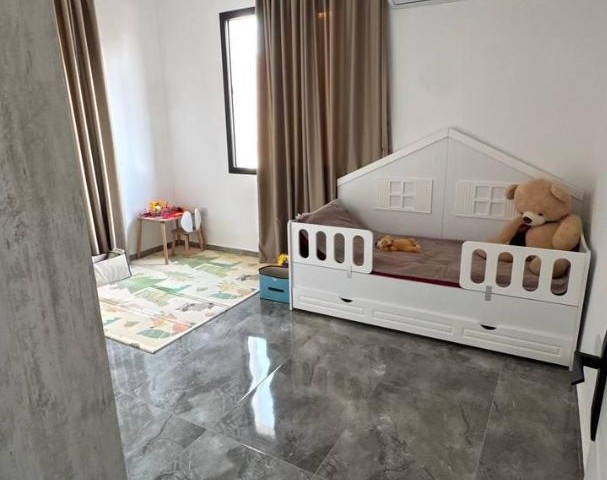Lefkosada satilik 3+1 daire - Fotoğraf 1