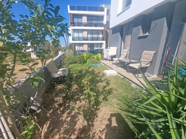 Lapta'da, ana yola yakın satilik 2+1 daire - Fotoğraf 3