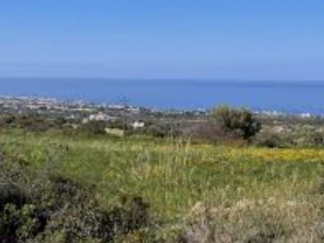 Girne, Karaoglanoglunda Satilik Arsa - Fotoğraf 1
