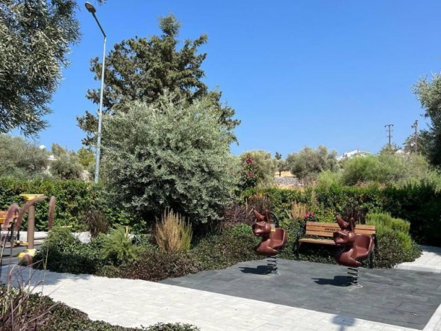 Girne, Alsancak satilik 2+1 genis daire - Fotoğraf 2