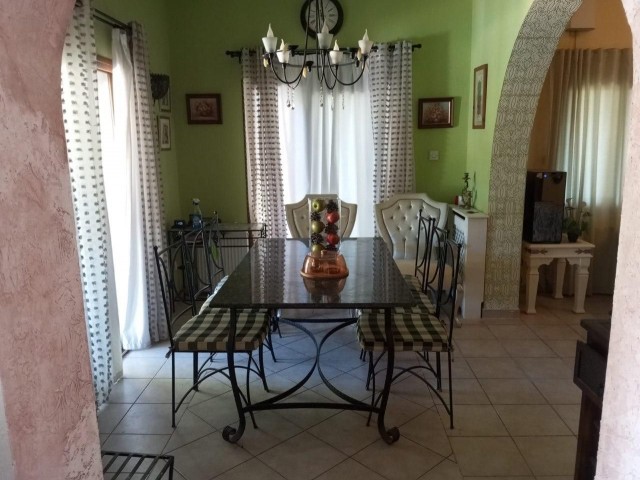 Girne, Alsancakta satilik 3+2 bungalow villa - Fotoğraf 2