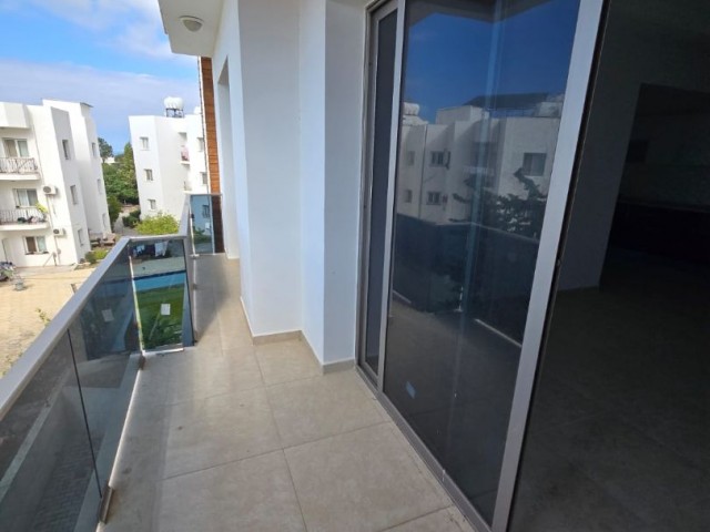 2+1 apartment for sale in Alsancak, Kyrenia - Fotoğraf 2