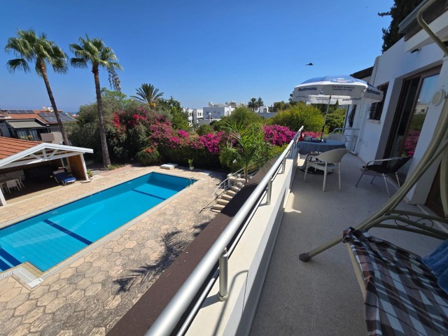 Satılık | Ozanköy | 4+2 Villa - Fotoğraf 3