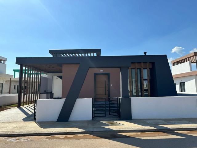 Mağusa, Yeni Boğaziçi'nde satilik 3+1 bungalow