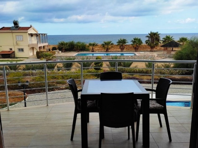 Girne, Lapta da satilik genis denize sifir 2+1 loft daire - Fotoğraf 4