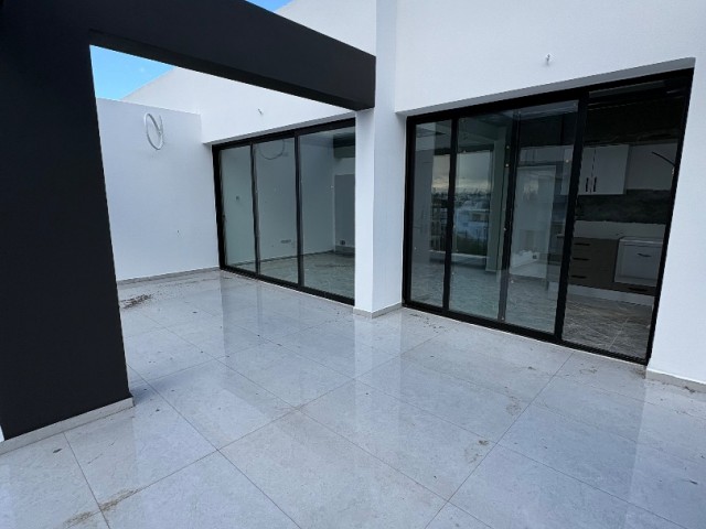 Lefkoşa Kızılbaş 2+1 Penthaus Satılık - Fotoğraf 2