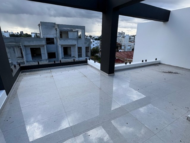 Lefkoşa Kızılbaş 2+1 Penthaus Satılık - Fotoğraf 3