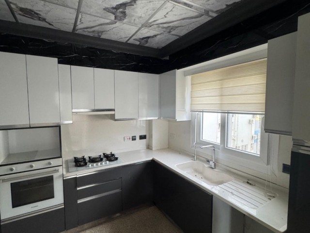 Lefkoşa Küçükkaymaklı 2+1 Satılık Daire - Fotoğraf 2
