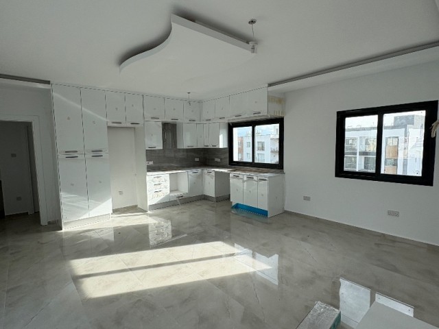 Lefkoşa Gönyeli 2+1 Penthaus Satılık Daire - Fotoğraf 4