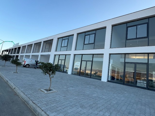 Lefkoşa Alayköy 300M2 Dükkan/ Depo