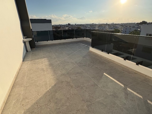 Lefkoşa Hamitköy 2+1 Satılık PENTHAUS - Fotoğraf 2