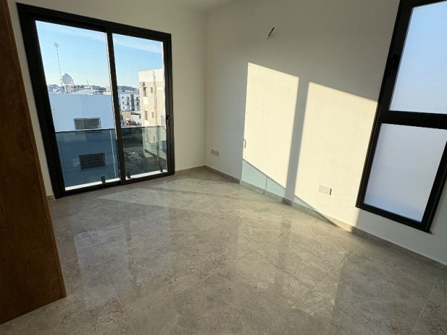 Lefkoşa Hamitköy 2+1 Satılık PENTHAUS - Fotoğraf 3