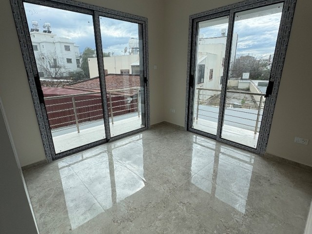 Lefkoşa Gönyeli 2+1 İkiz Villa - Fotoğraf 2