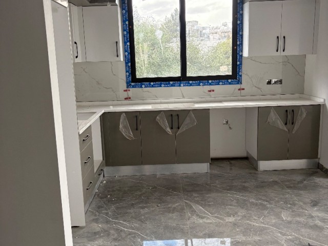 Lefkoşa Marmara 2+1 Satılık Daire - Fotoğraf 2