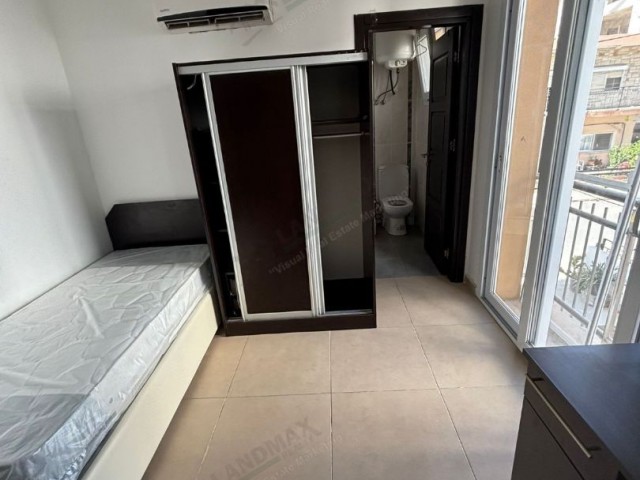 KUZEY KIBRIS GAZİMAĞUSA DOĞU AKDENİZ ÜNİVERSİTESİ'ne 190 METRE MESAFEDE SATILIK ASANSÖRLÜ-OTOPARKLI-5 KATLI-42 ADET 1+0 DAİRELİ KOMPLE BİNA !