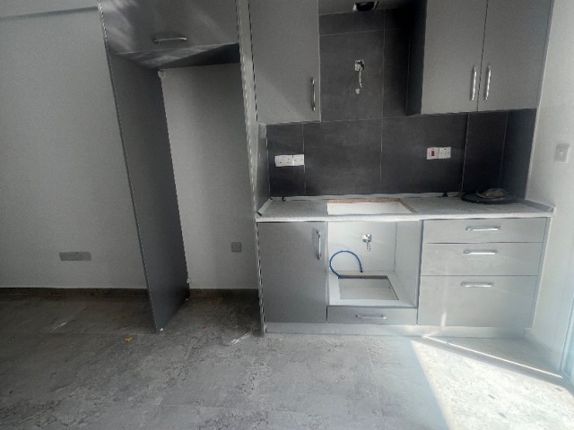Lefkoşa/gönyeli de Türk Koçan Kullanıma Hazır Satılık Sıfır 2+1 Daireler.. 0533 859 21 66 - Fotoğraf 4