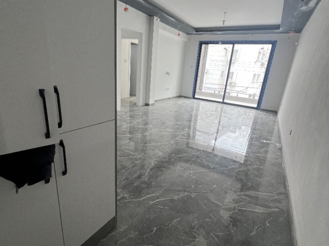 Lefkoşa/marmara da Türk Koçan Ensuıt Yatak Odalı Satılık 2+1 Daireler.. 0533 859 21 66 - Fotoğraf 4