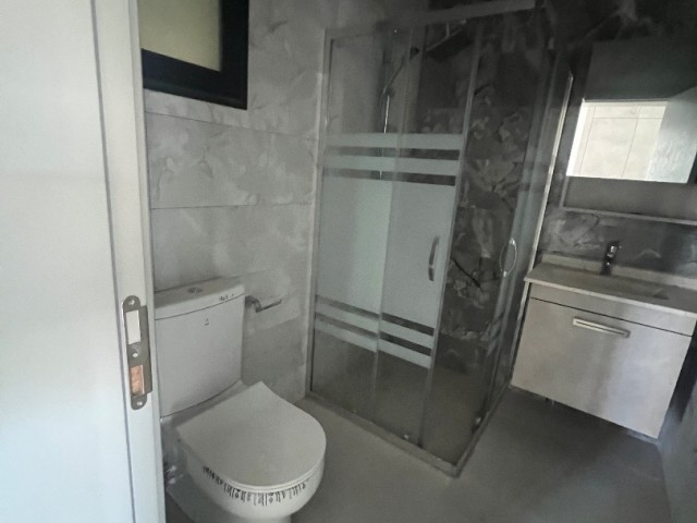 Lefkoşa/küçükkaymaklı da Türk Koçan Asansörlü Satılık 2+1 Daireler..0533 859 21 66 - Fotoğraf 2