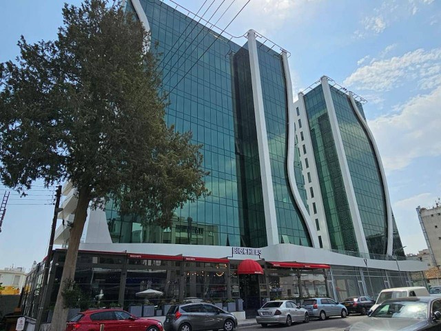 Celsus Ticari İş Merkezinde Satılık Ofis - Fotoğraf 1