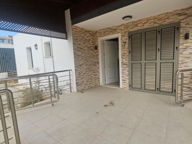 Lefkoşa Minareliköy'de SATILIK 2+1 - Fotoğraf 4