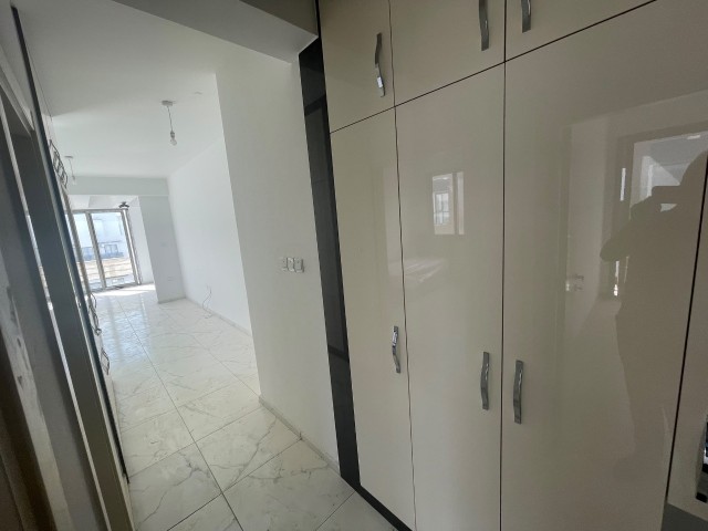 KAYMAKLIDA SATILIK 2+1 Penthouse Daire - Fotoğraf 1