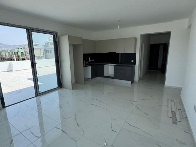 Kucuk Kaymaklıda Satılık 2+1 Apartman Daırelerı ( Ev Turu Açıklamada) - Fotoğraf 2