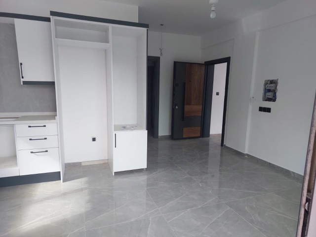 Alsancak merkez 1+1 satılık daıre - Fotoğraf 3
