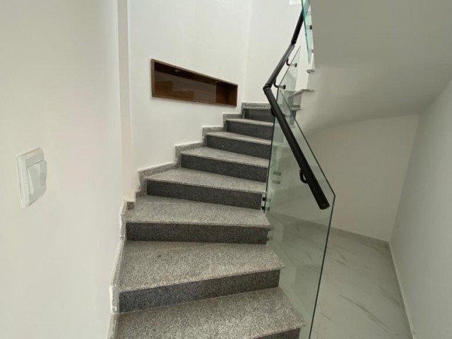 2+1 girne merkez penthouse - Fotoğraf 4