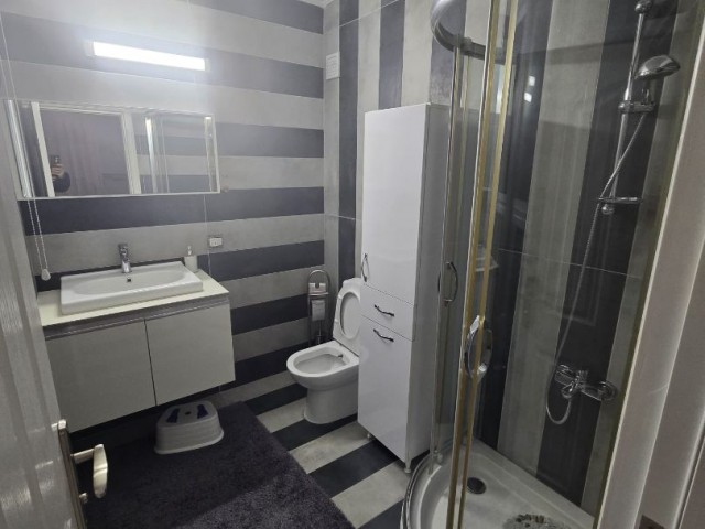 Satılık Girne Merkez 4+1 iki en suite odalı ultra lüxs daire - Fotoğraf 3